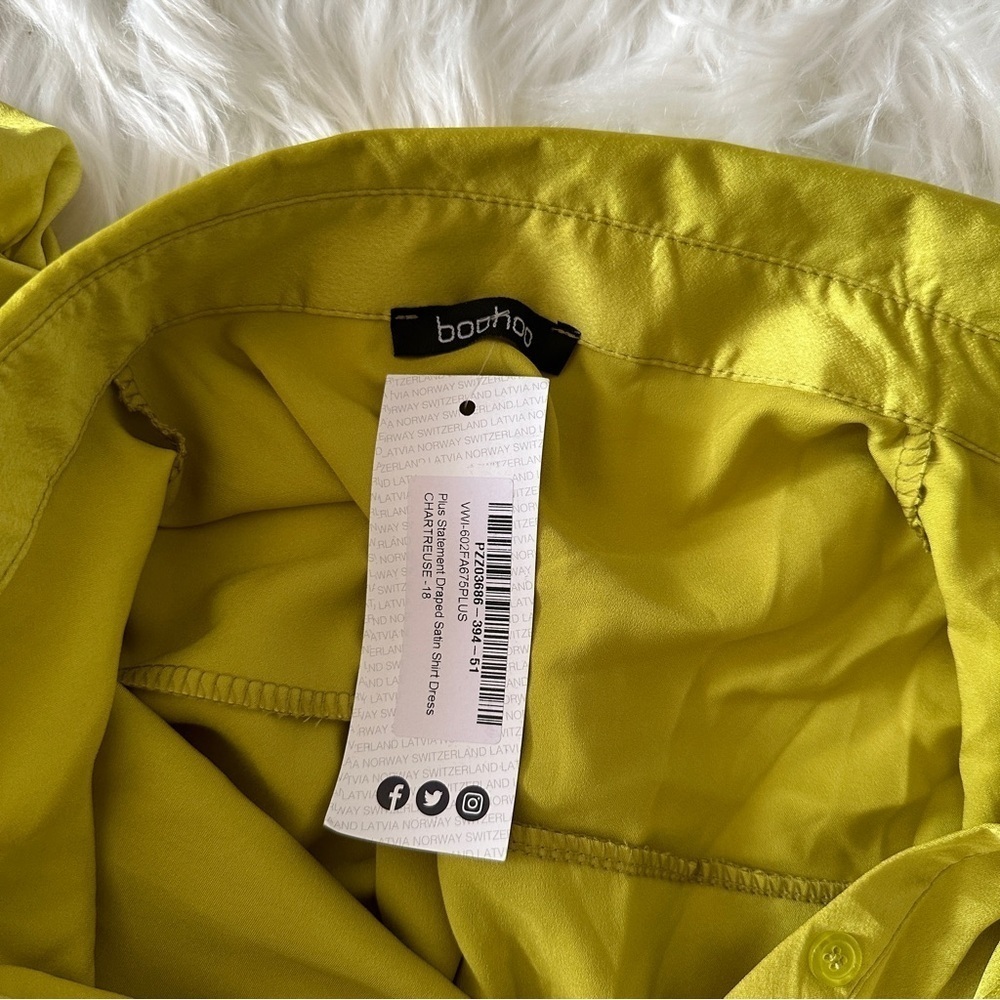 Boohoo Chartreuse Long Sleeve Wrap Dress - Picture 6 of 7